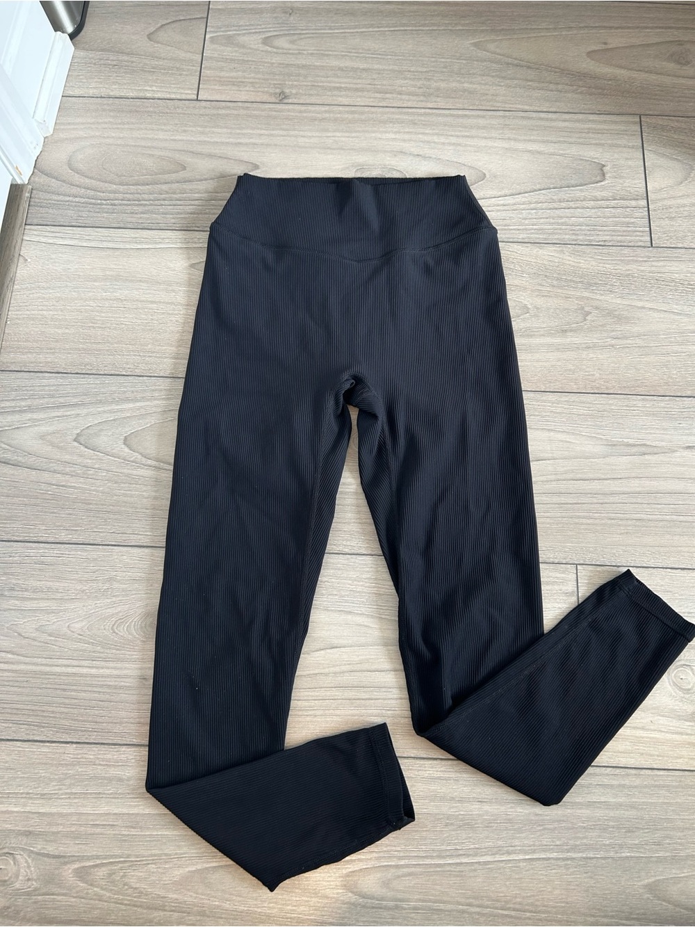 High-Waist Black Ribbed Leggings